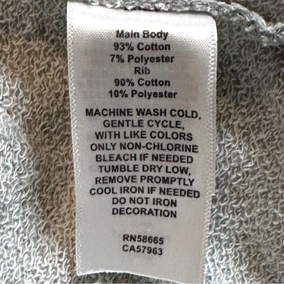 NWOT 🤘🎸Def Leppard Crew Neck Sweatshirt in Light Heather Grey and Red. Size L - Picture 9 of 11